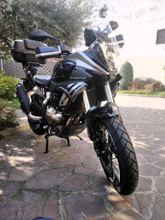 QJ Motor SRT 600 SX (2024 - 25) (2)