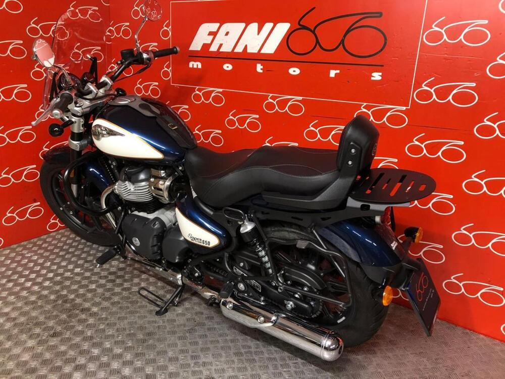 Royal Enfield Super Meteor 650 (2023 - 25) (4)