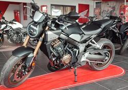 Honda CB 650 R E-Clutch (2024 - 25) nuova