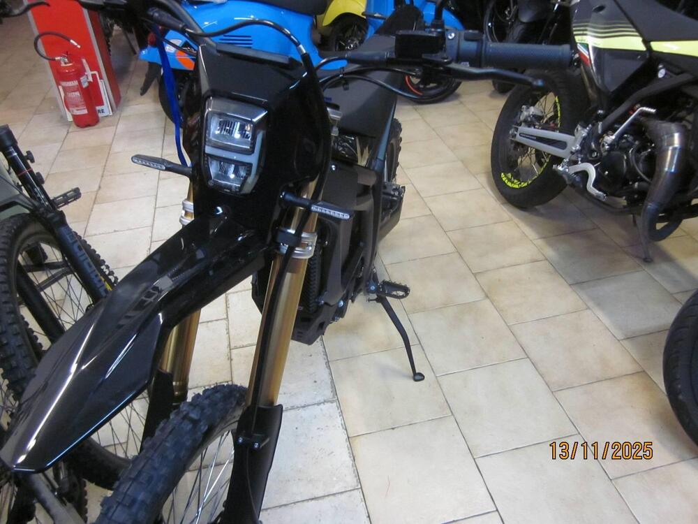 Talaria Moto Komodo TL6000 (2026) (3)