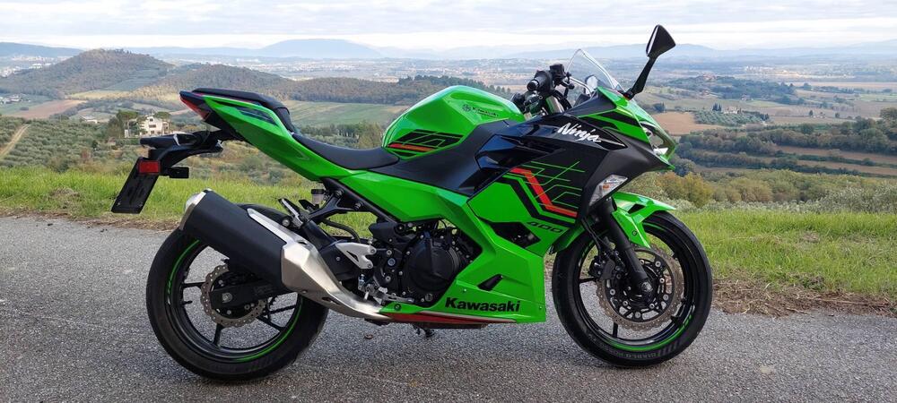 Kawasaki Ninja 400 (2023) (2)