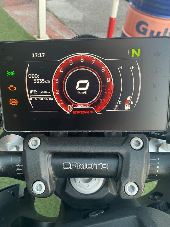 CFMOTO 300NK (2021 - 25) (5)