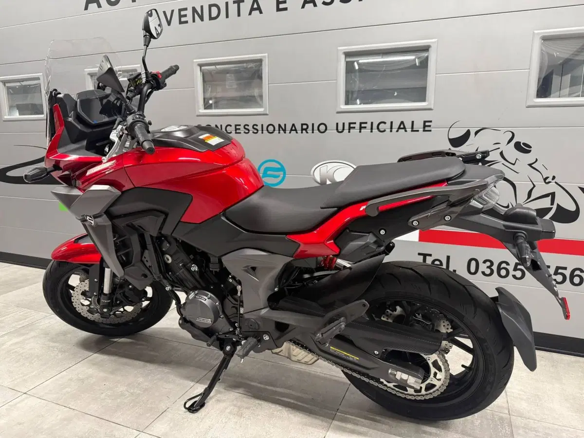 Cyclone RX650 (2025 - 26) (8)