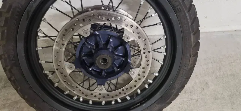 Vendo cerchi ALPINA per BMW R 1200/1250 GS complet Alpina Raggi