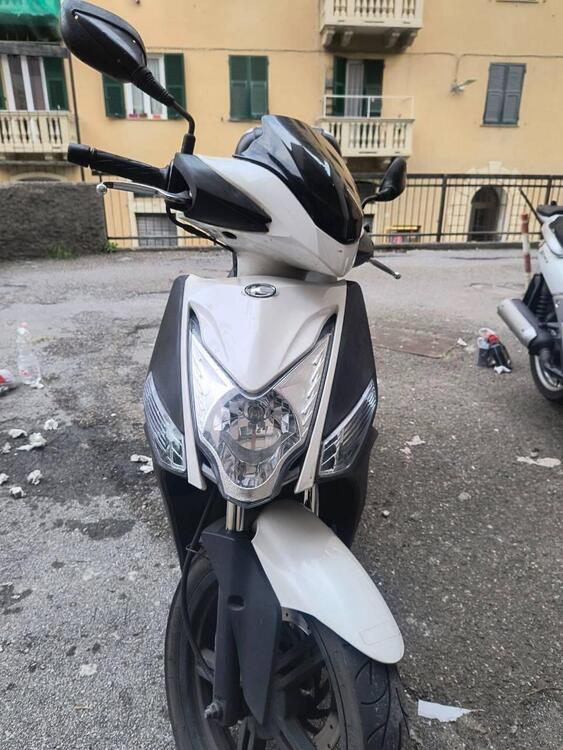 Kymco Agility 125i R16 + (2016 - 17) (2)