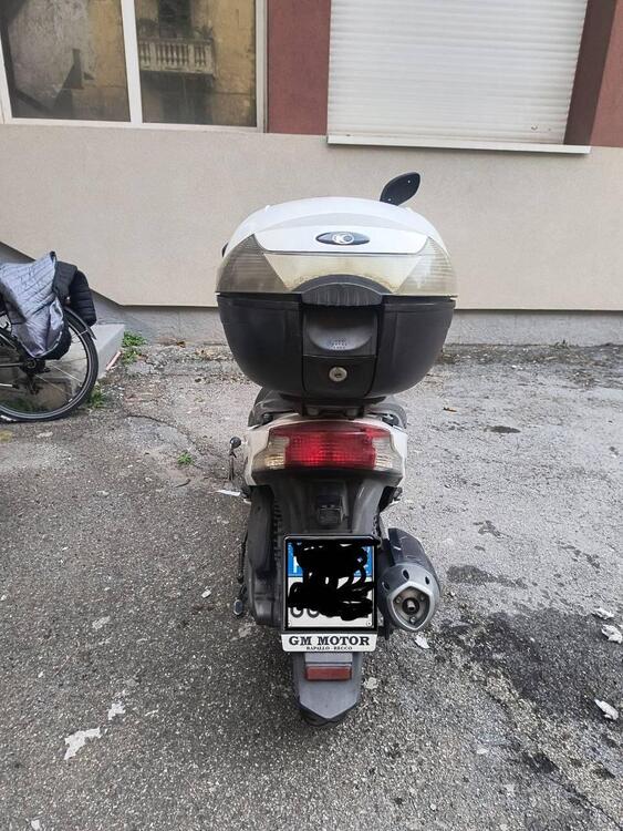 Kymco Agility 125i R16 + (2016 - 17) (4)