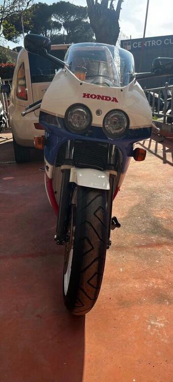 Honda VFR 400 R NC30 (4)