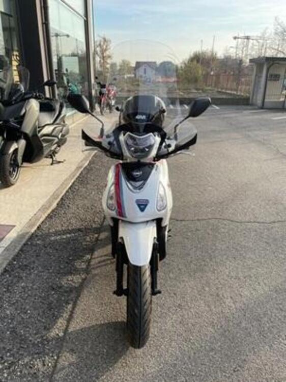 Sym Symphony 200 (2021 - 24) (2)