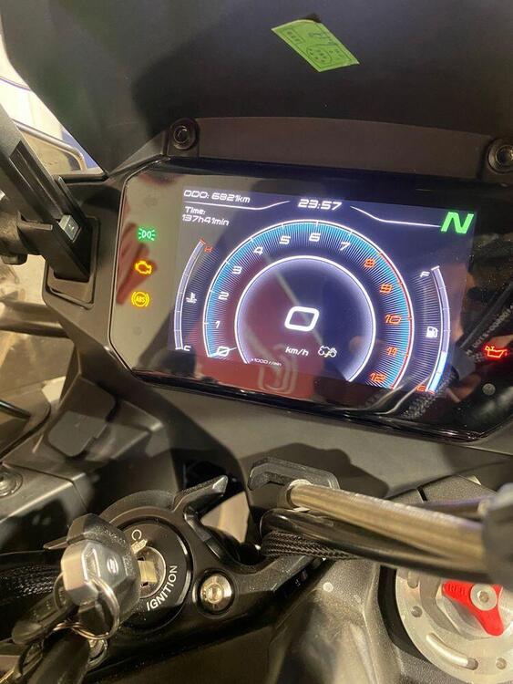 CFMOTO 700MT (2024 - 25) (4)