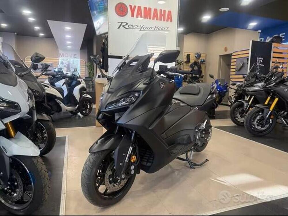 Yamaha T-Max 560 (2022 - 24)