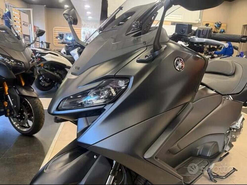 Yamaha T-Max 560 (2022 - 24) (2)