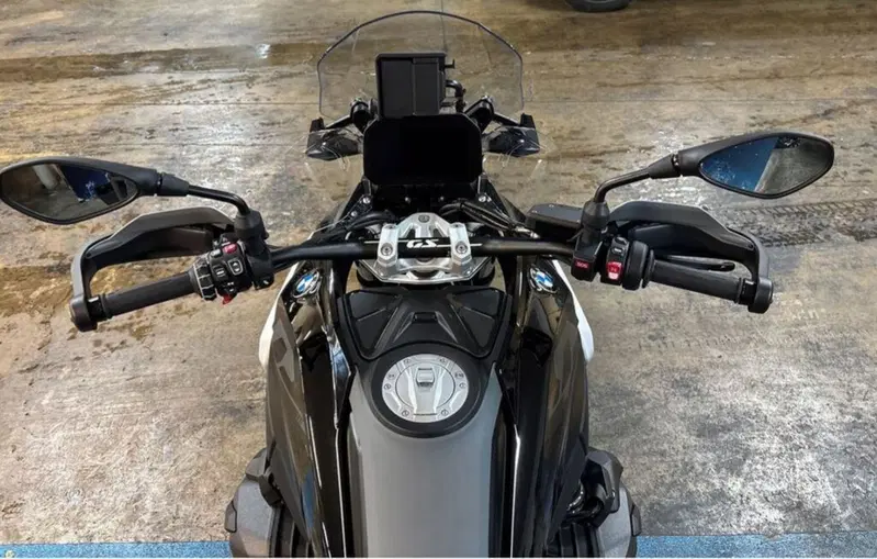 Bmw R 1300 GS (2023 - 26) (7)