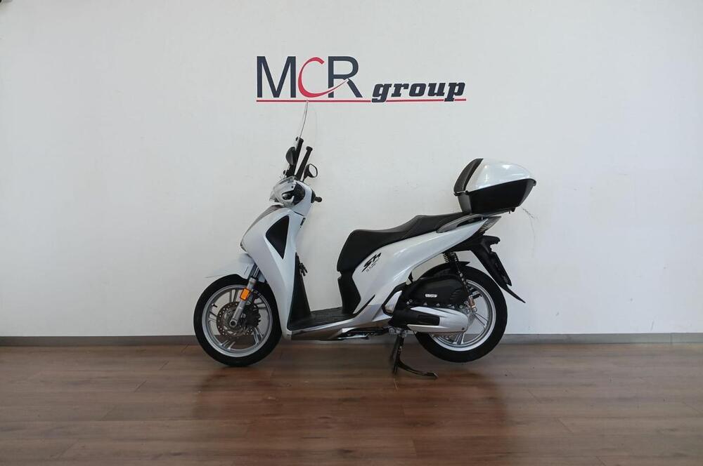 Honda SH 125i (2017 - 19) (2)