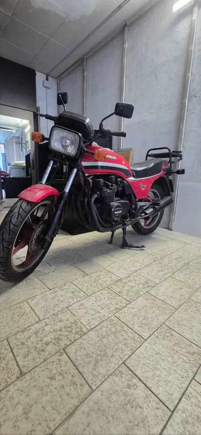 Kawasaki Gpz 550 d'epoca