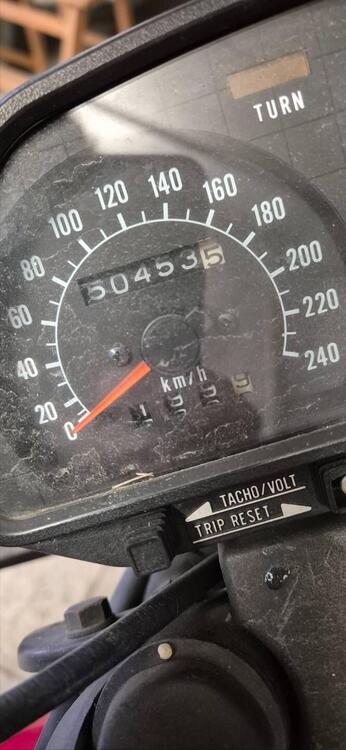 Kawasaki Gpz 550 (5)