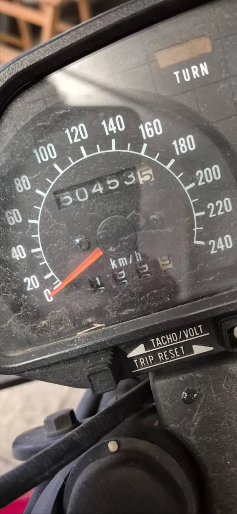 Kawasaki Gpz 550 (5)