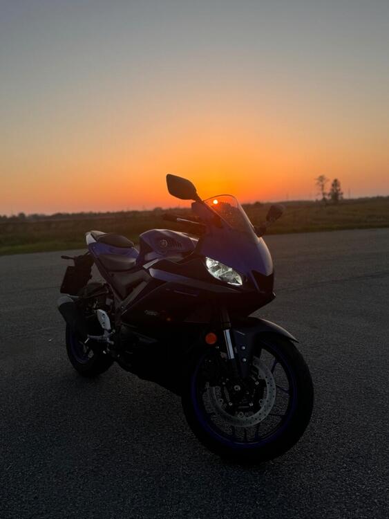 Yamaha YZF R3 (2021 - 24) (2)