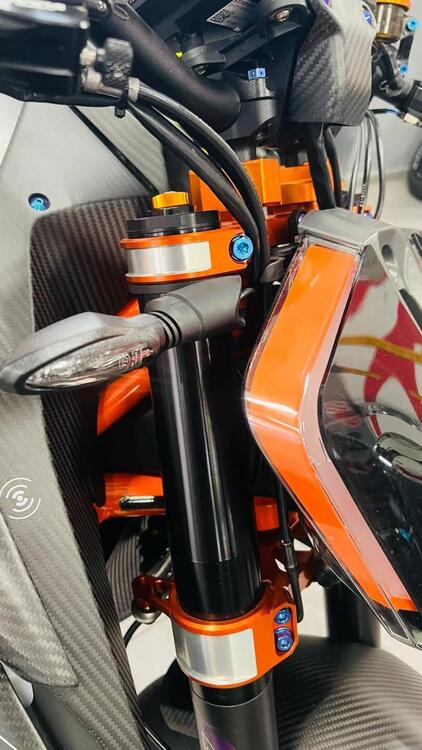 KTM 1290 Super Duke R (2021) (4)