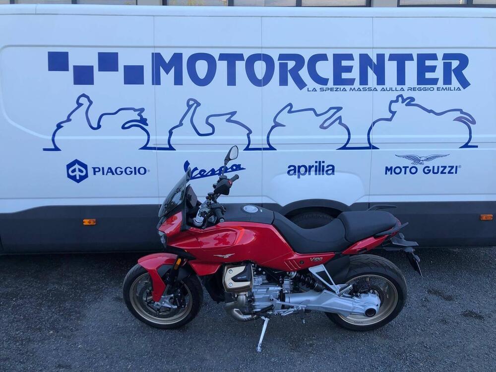 Moto Guzzi V100 Mandello (2022 - 24) (2)