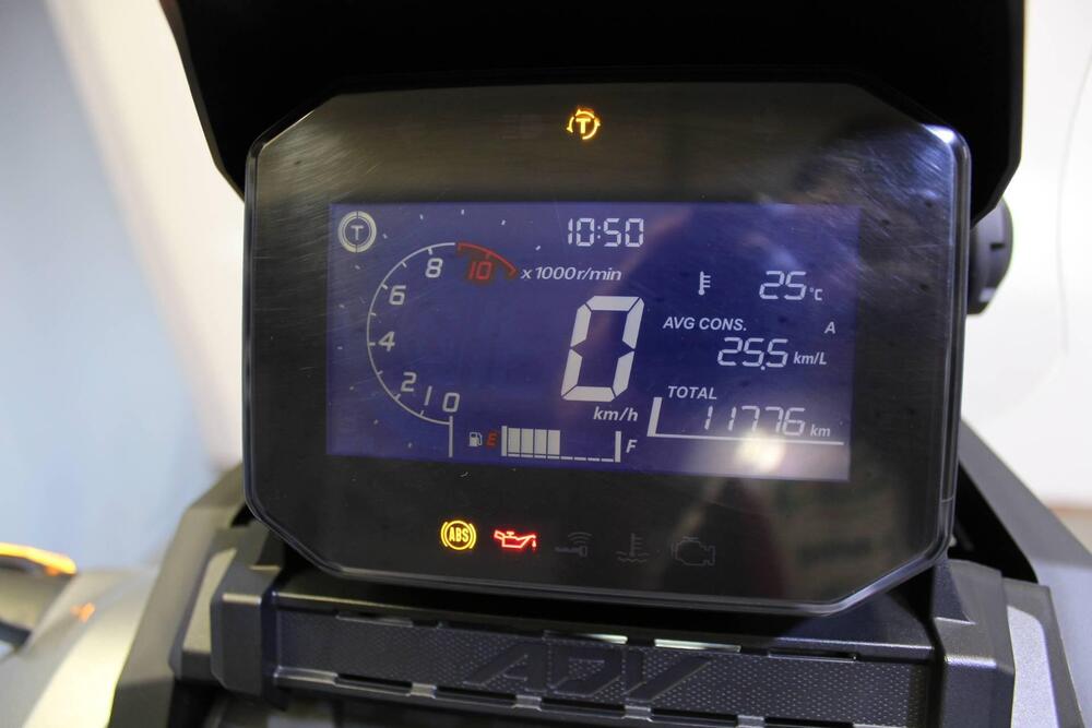 Honda ADV 350 (2022 - 24) (3)