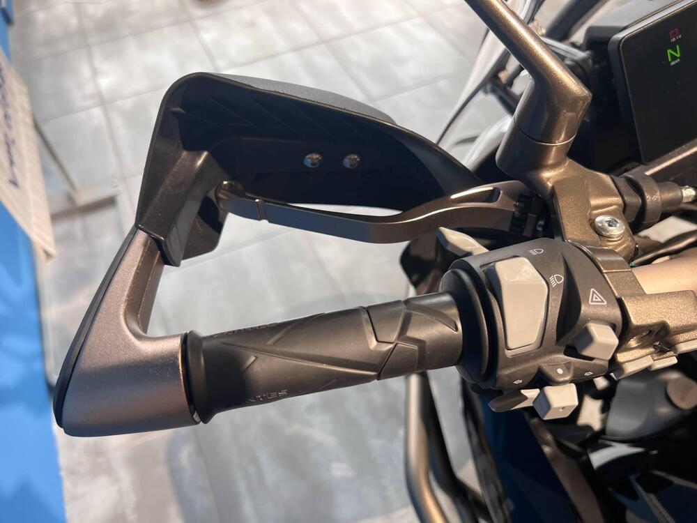 Zontes ZT310-T1 (2021 - 23) (4)