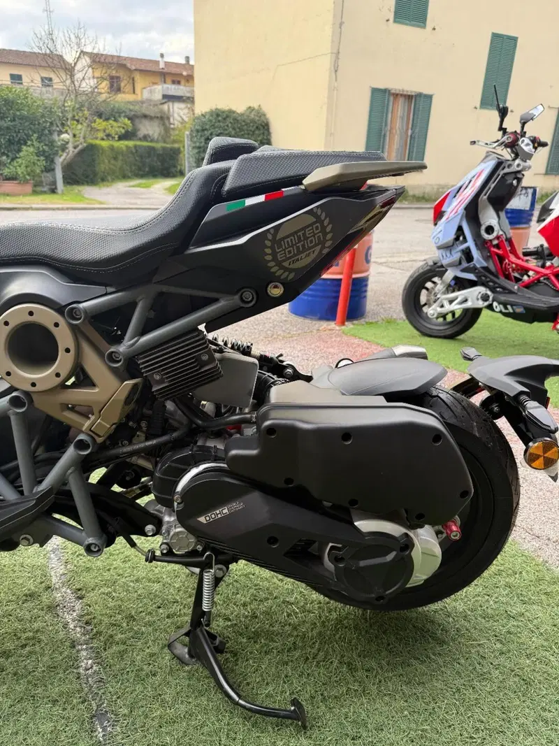 Italjet Moto Dragster 200 (2022 - 24) (12)