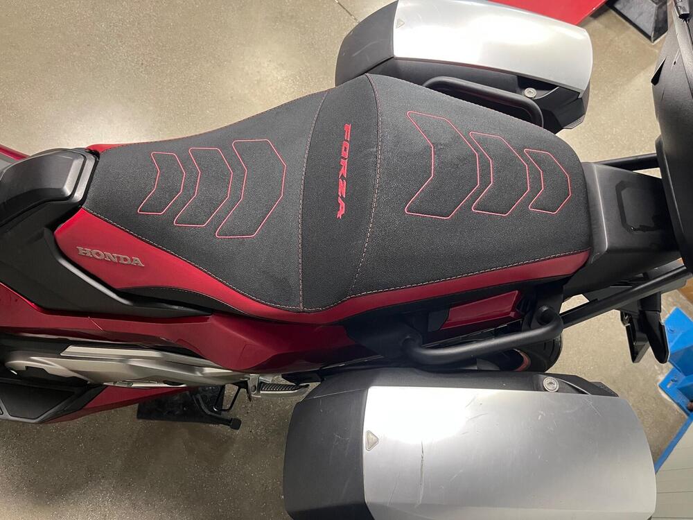 Honda Forza 750 DCT (2021 - 24) (5)