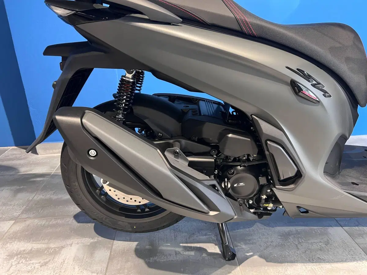 Honda SH 350i Sport (2025 - 26) (12)