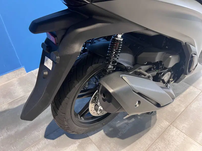 Honda SH 350i Sport (2025 - 26) (17)