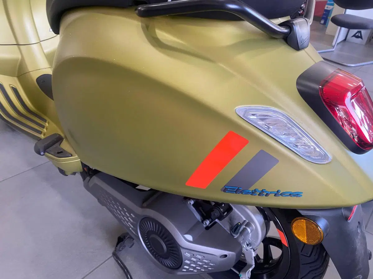 Vespa Sprint Elettrica 45 S (2024 - 25) (9)
