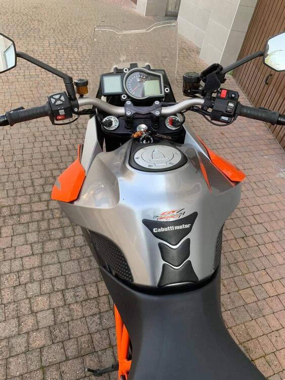 KTM 1290 Super Duke GT ABS (2016 - 18) (4)