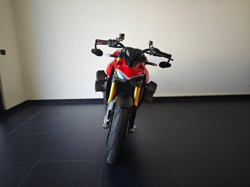 Ducati Streetfighter V4 1100 S (2020) (3)