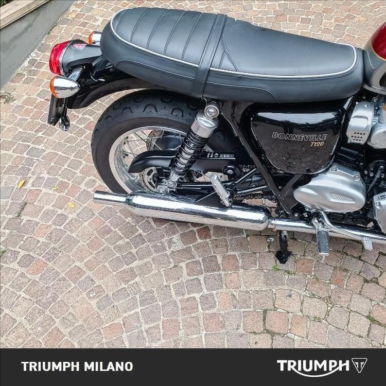 Triumph Bonneville T120 (2021 - 25) (2)