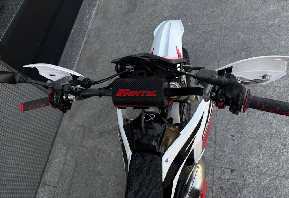 Fantic Motor XE 125 Enduro (2022) (3)
