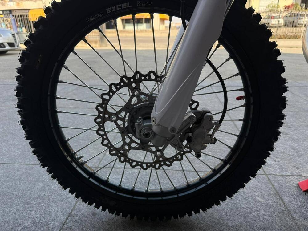 Fantic Motor XE 125 Enduro (2022) (5)