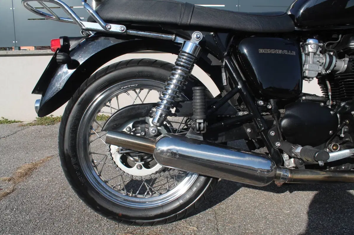 Triumph Bonneville (2007 - 16) (13)