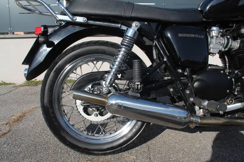 Triumph Bonneville (2007 - 16) (13)