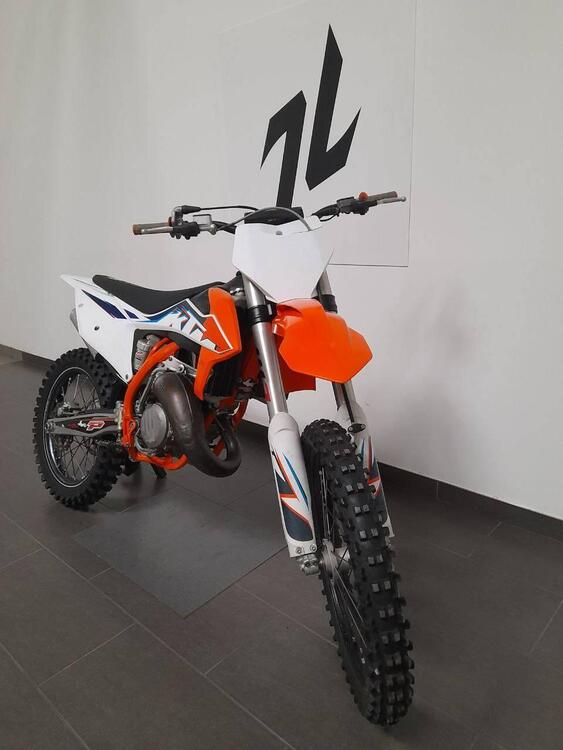 KTM 125 SX (2022) (2)