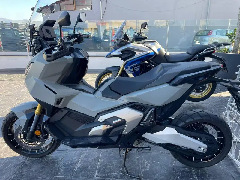 Honda X-ADV 750 (2025 - 26) (2)