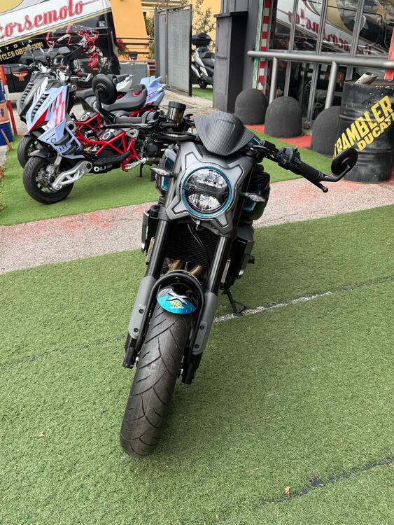 CFMOTO 700CL-X Sport (2022 - 25) (3)