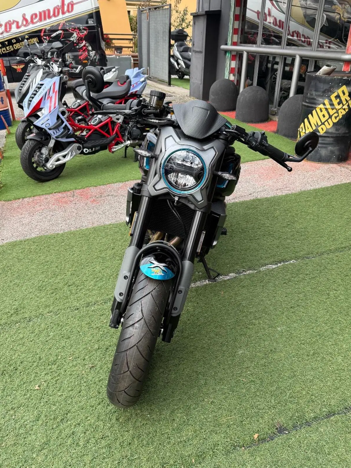 CFMOTO 700CL-X Sport (2022 - 26) (3)