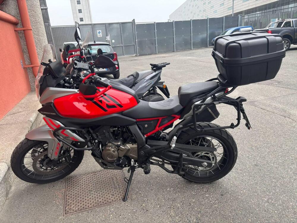 QJ Motor SRT 600 SX (2024 - 25)