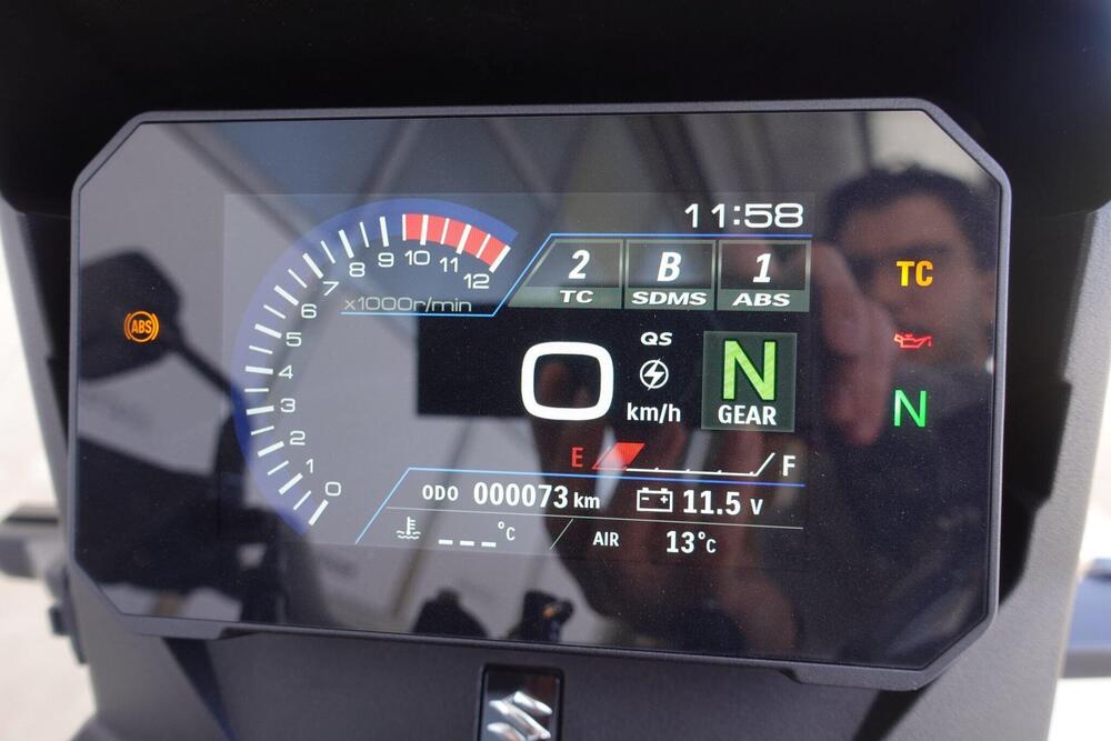 Suzuki V-Strom 800DE (2025) (4)