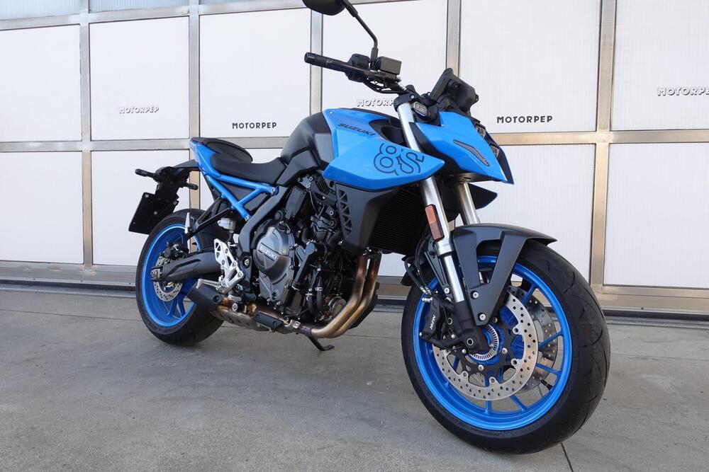 Suzuki GSX-8S (2025) (3)