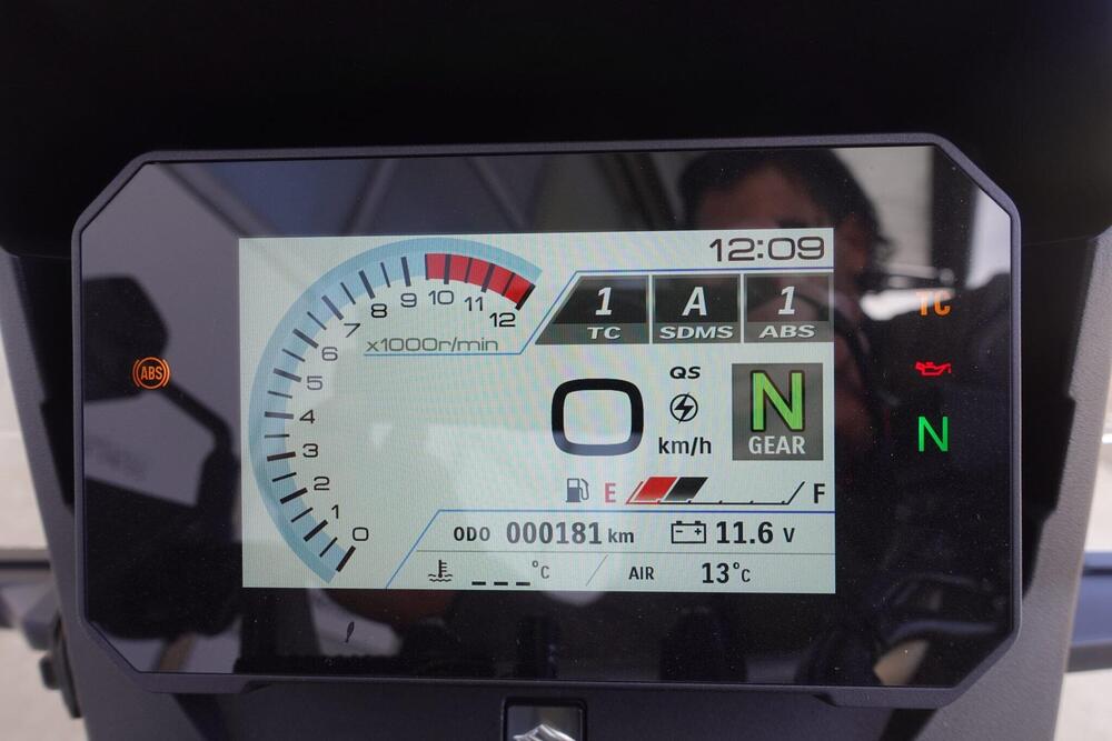 Suzuki V-Strom 800SE (2025) (4)