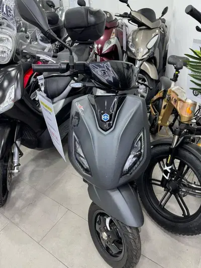 Piaggio 1 (2022 - 26) usata