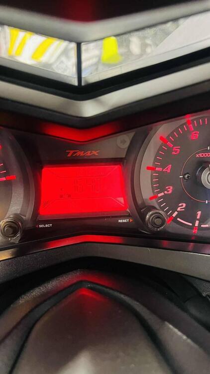 Yamaha T-Max 530 (2015 - 16) (5)