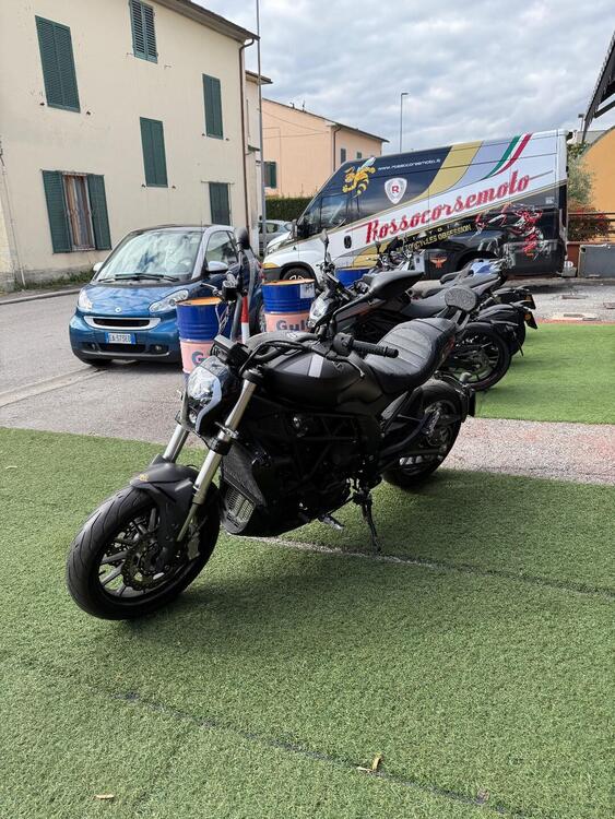 Benelli 502 C (2021 - 25) (4)