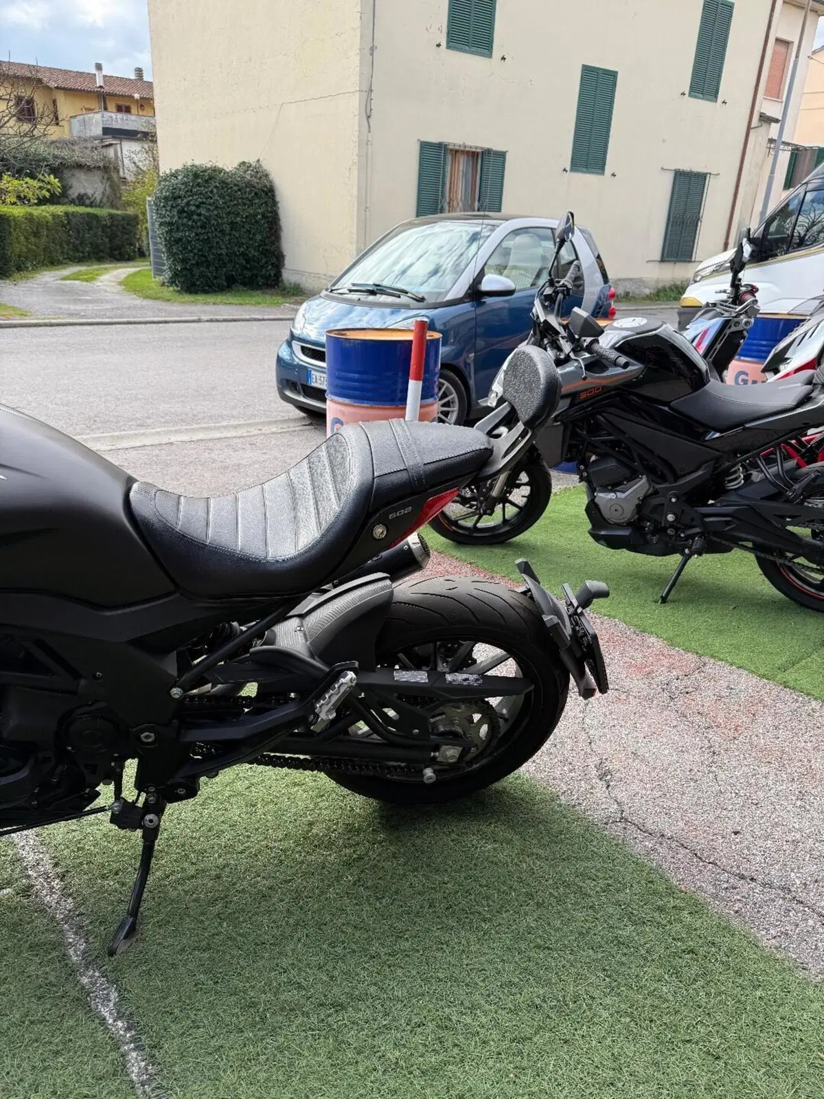 Benelli 502 C (2021 - 25) (11)
