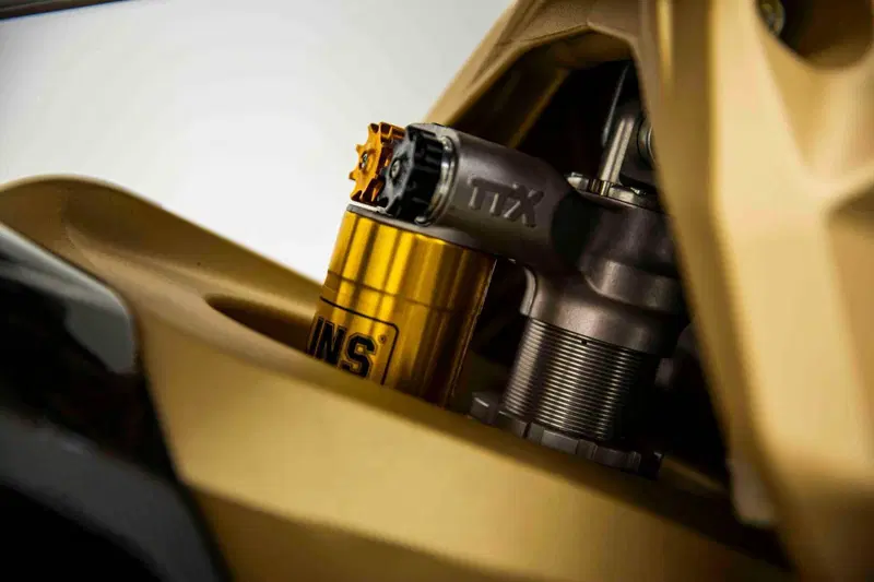MV Agusta F3 675 Oro (2011) (14)